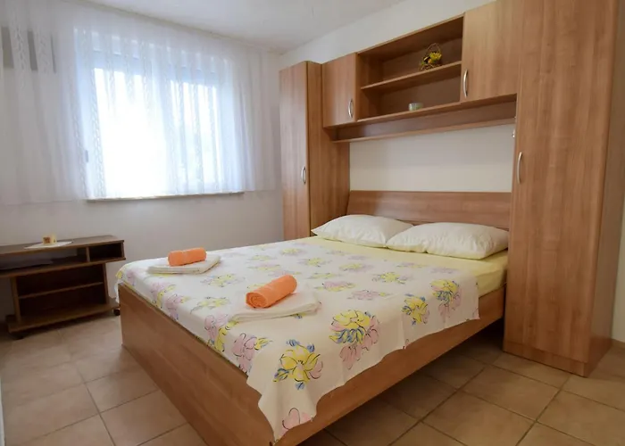 Klara By Interhome * Krk Town